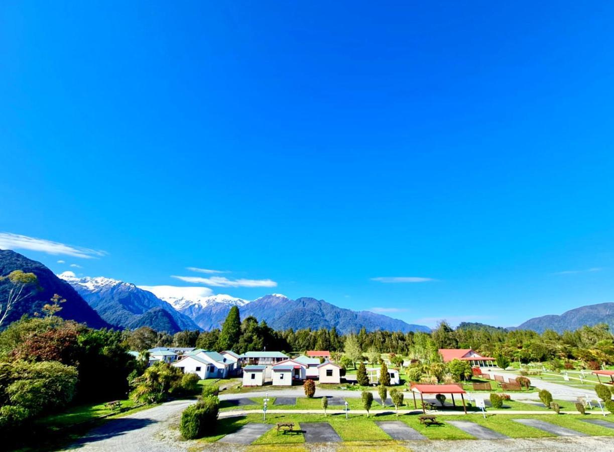 Franz Josef Top 10 Holiday Park ภายนอก รูปภาพ
