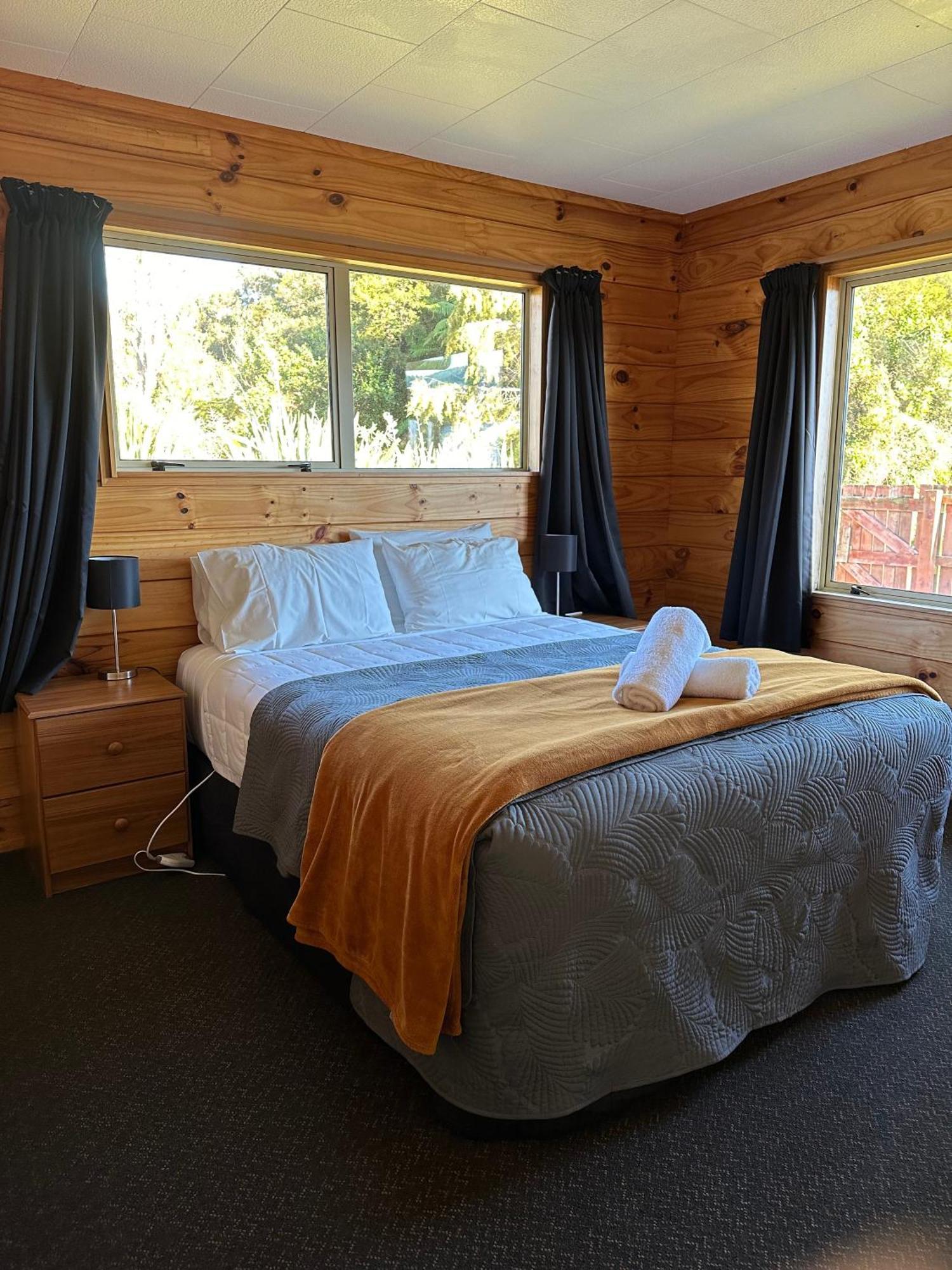 Franz Josef Top 10 Holiday Park ภายนอก รูปภาพ