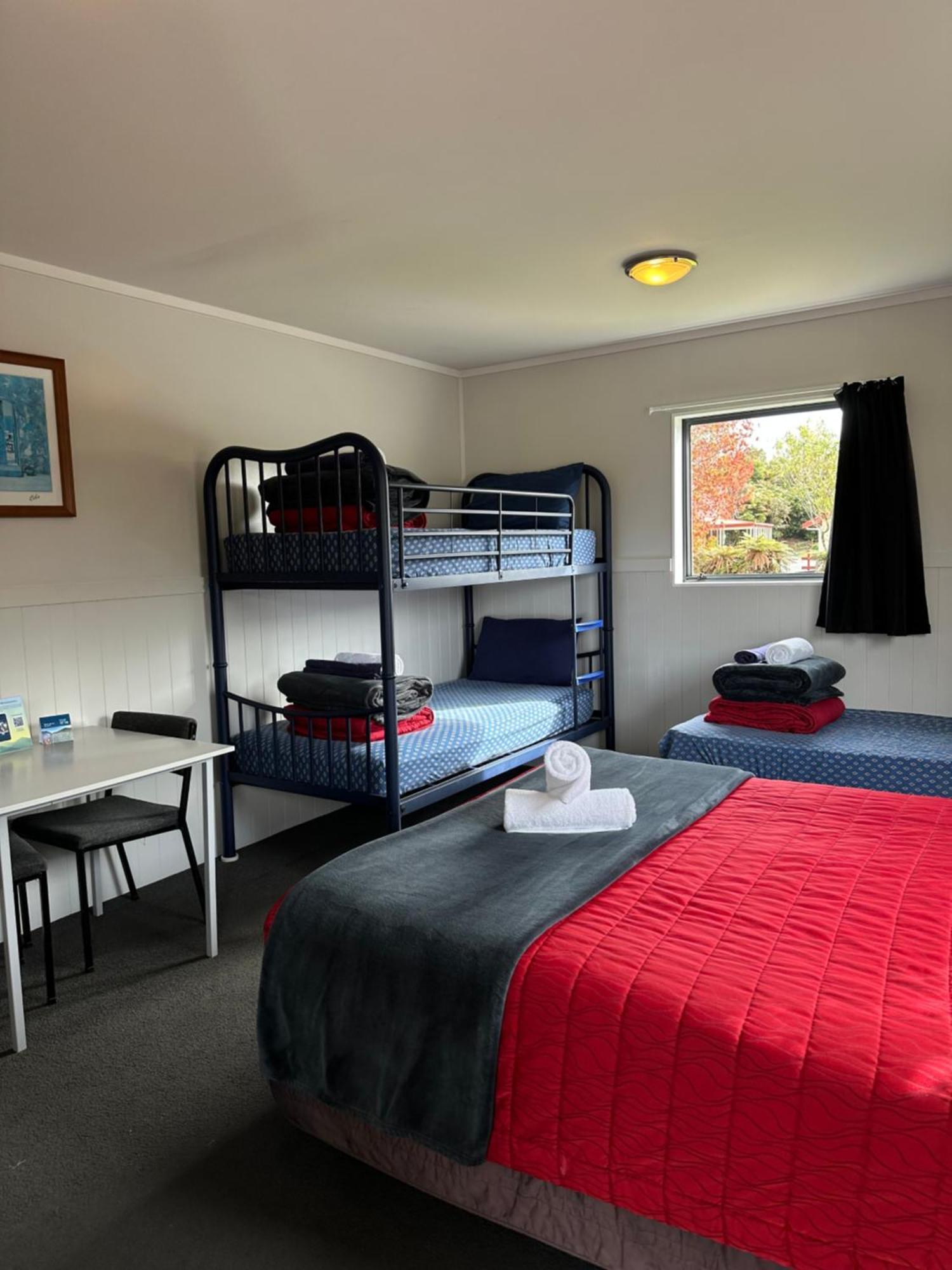 Franz Josef Top 10 Holiday Park ภายนอก รูปภาพ